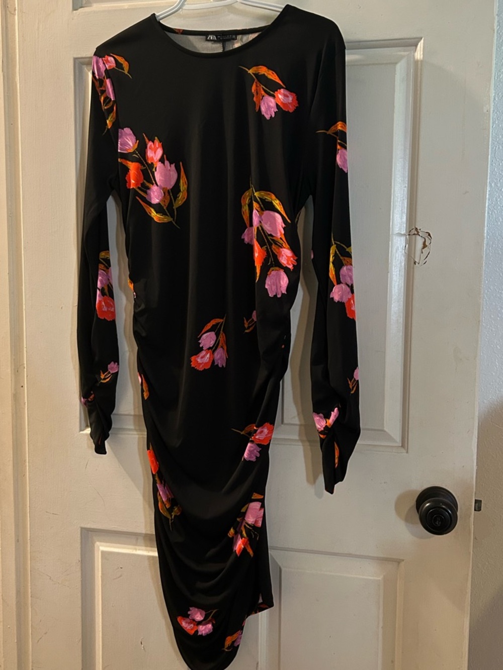 Black Floral Long Sleeve Ruched Dress